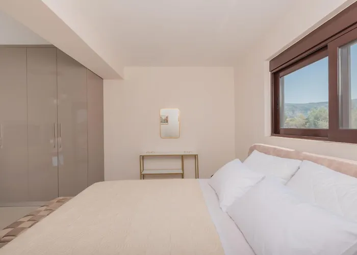 Casa Del Silencio * Pastida